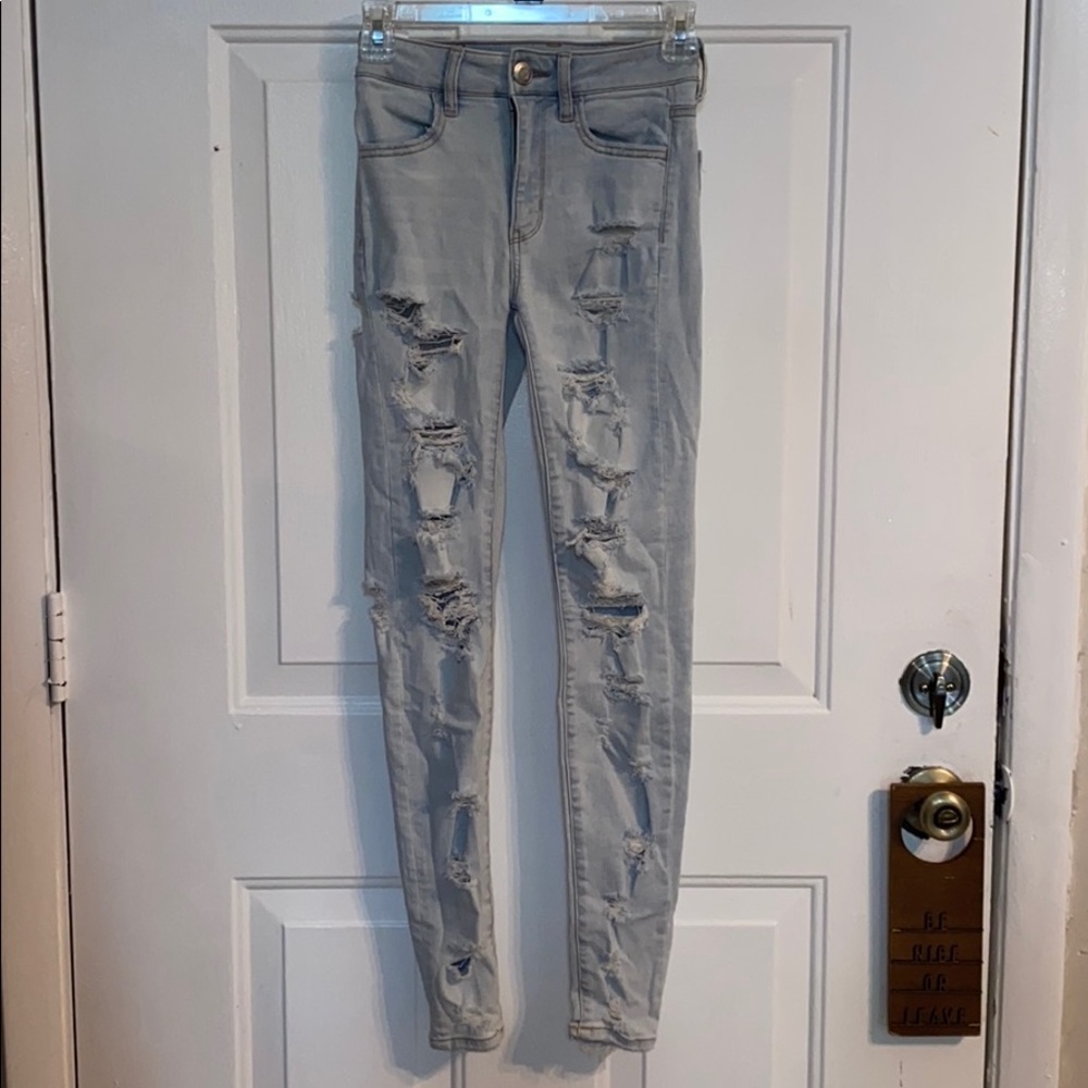 AMERICAN EAGLE JEANS